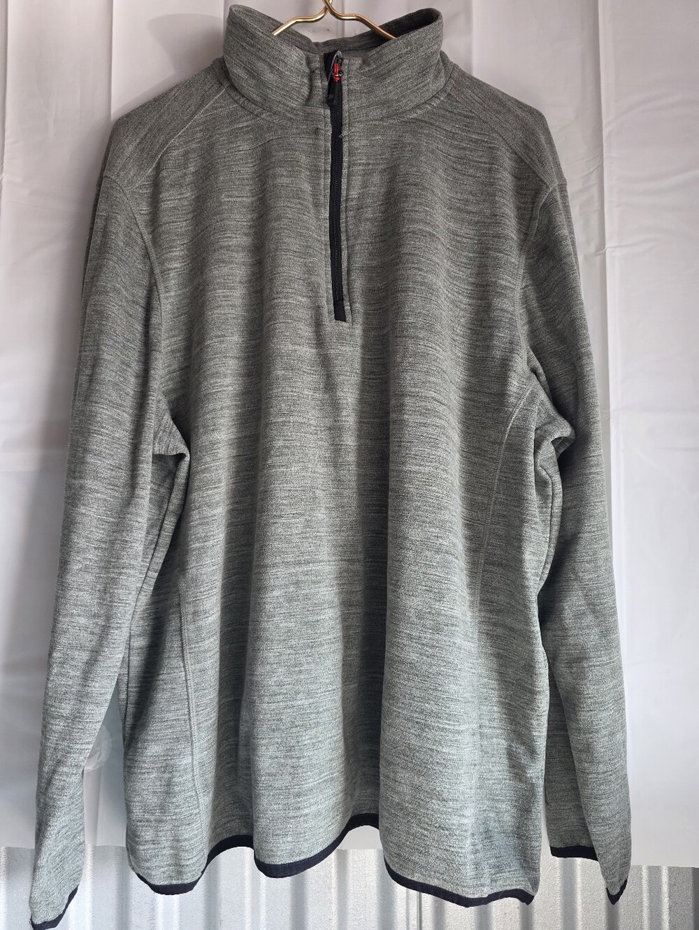 Avalanche Men's Heather Gray Half-Zip Pullover